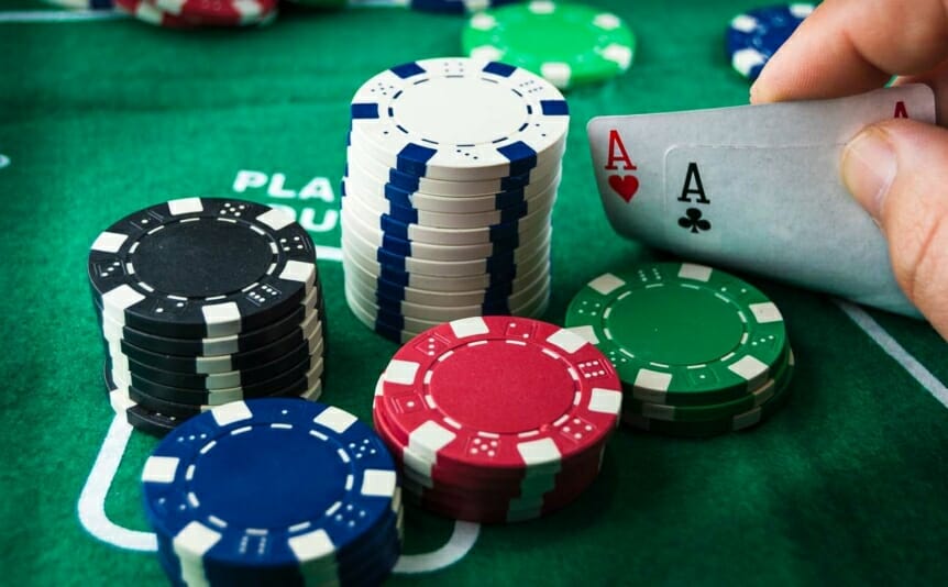 Why Do Poker Players Wear Hoodies? Online