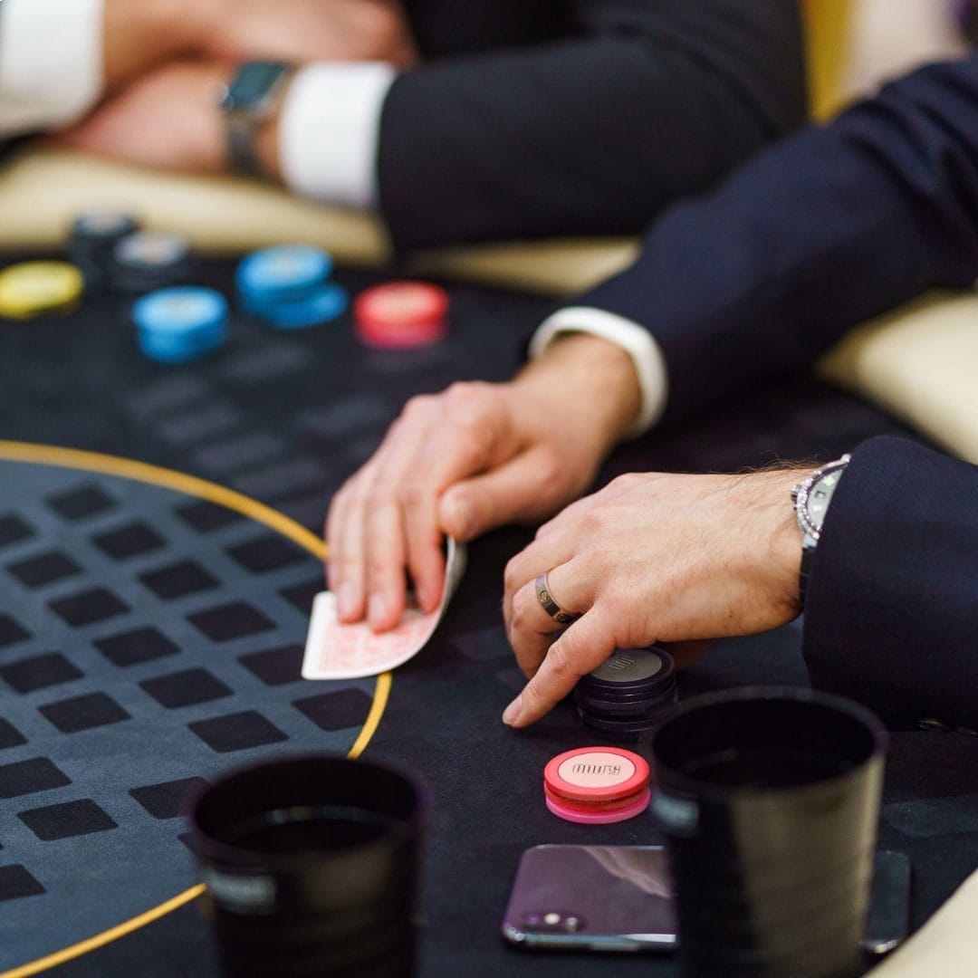 The Beginner’s Guide to 6CardStud Poker Online