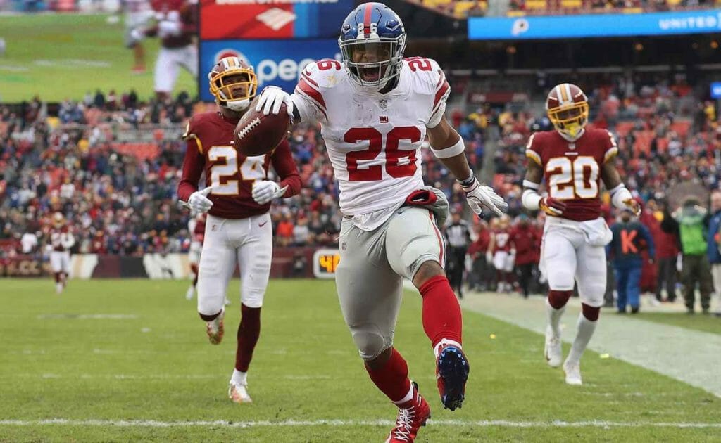 Saquon Barkley rushes for a 78-yard touchdown on the field