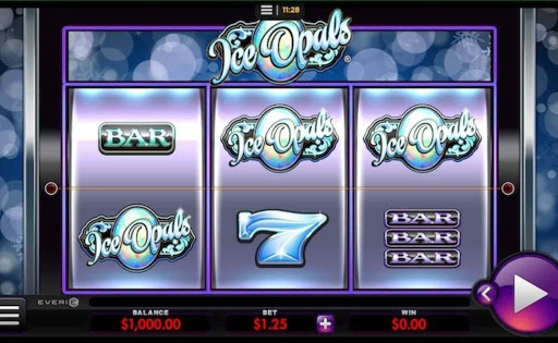 Screenshot of Ice Opals, an online slot by Everi.