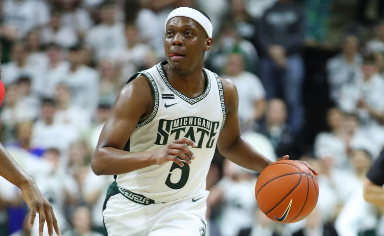 Cassius Winston #5 of the Michigan State Spartans plays against the Ohio State Buckeyes at the Breslin Center