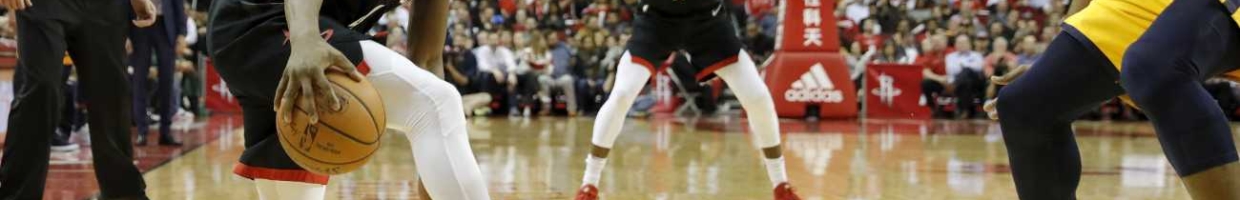Danuel House Jr. of Houston Rockets against Derrick Favors of Utah Jazz on December 17, 2018