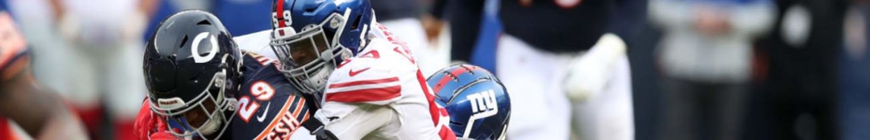 Lorenzo Carter #59 of the New York Giants in action during the game against the Chicago Bears