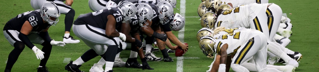 SEPTEMBER 21: The Las Vegas Raiders get set at the line of scrimmage against the New Orleans Saints at Allegiant Stadium on September 21, 2020 in Las Vegas, Nevada