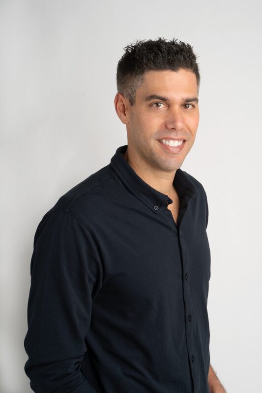 Headshot of BetMGM's new COO Ryan Scoop