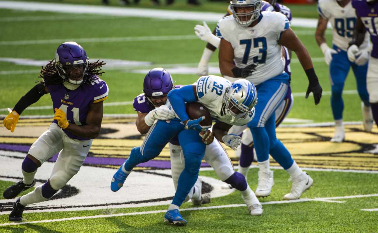 D'Andre Swift of Detroit Lions against the Minnesota Vikings at U.S. Bank Stadium November 2020. Photo by Stephen Maturen/Getty Images.