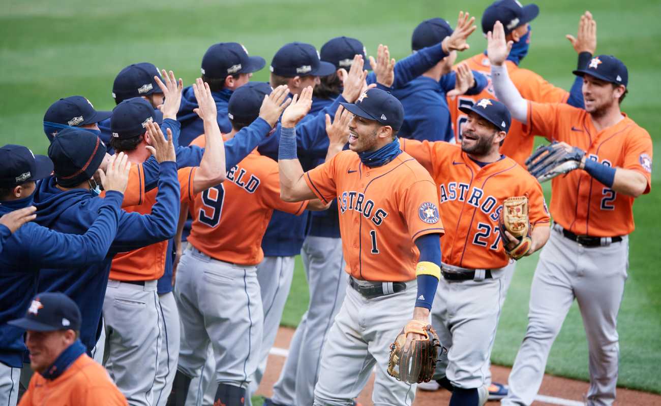 The Houston Astros celebrate a win. Photo by Hannah Foslien/Getty Images
