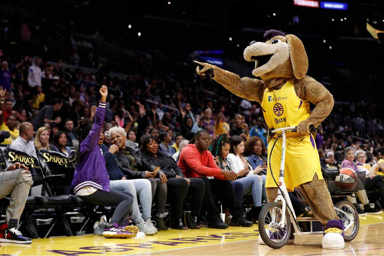 LOS ANGELES, CALIFORNIA - MAY 31: Los Angeles Sparks mascot Sparky interacts with the crowd at Staples Center on May 31, 2019 in Los Angeles, California. NOTE TO USER: User expressly acknowledges and agrees that, by downloading and or using this photograph, User is consenting to the terms and conditions of the Getty Images License Agreement. (Photo by Meg Oliphant/Getty Images)