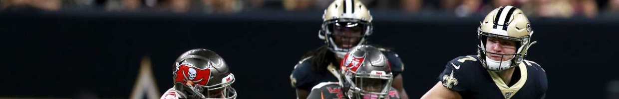 NEW ORLEANS, LOUISIANA - OCTOBER 06: Taysom Hill #7 of the New Orleans Saintsin action during a NFL game against the Tampa Bay Buccaneers at the Mercedes Benz Superdome on October 06, 2019 in New Orleans, Louisiana. (Photo by Sean Gardner/Getty Images)