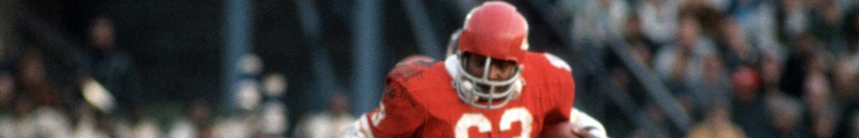 NEW ORLEANS, LA - JANUARY 11: Willie Lanier #63 of the Kansas City Chiefs runs with the ball against the Minnesota Vikings during Super Bowl IV on January 11, 1970 at Tulane Stadium in New Orleans, Louisiana. The Chiefs won the Super Bowl 23-7. (Photo by Focus on Sport/Getty Images)