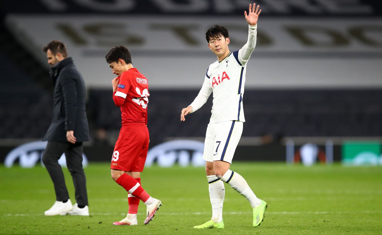 LONDON, ENGLAND - DECEMBER 10: Son Heung-Min of Tottenham Hotspur shows his appreciation to the fans after the UEFA Europa League Group J stage match between Tottenham Hotspur and Royal Antwerp at Tottenham Hotspur Stadium on December 10, 2020 in London, England. A limited number of fans (2000) are welcomed back to stadiums to watch elite football across England. This was following easing of restrictions on spectators in tiers one and two areas only. (Photo by Julian Finney/Getty Images)