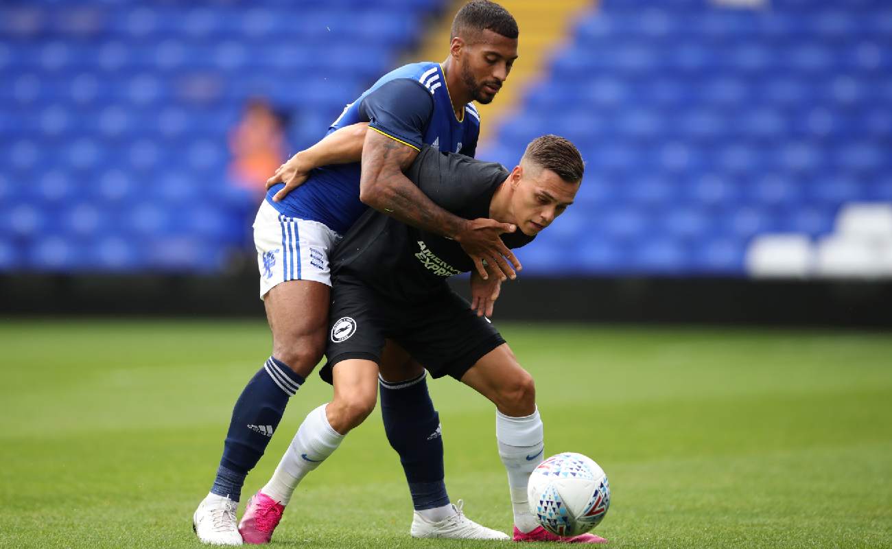 Brighton’s Leandro Trossard holds of Birmingham City’s David Davis - Photo by Marc Atkins/Getty Images
