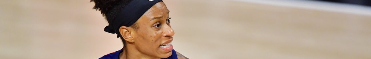 PALMETTO, FLORIDA - SEPTEMBER 24: Jasmine Thomas #5 of the Connecticut Sun dribbles during the second half of Game Three of their Third Round playoff against the Las Vegas Aces at Feld Entertainment Center on September 24, 2020 in Palmetto, Florida. (Photo by Julio Aguilar/Getty Images)