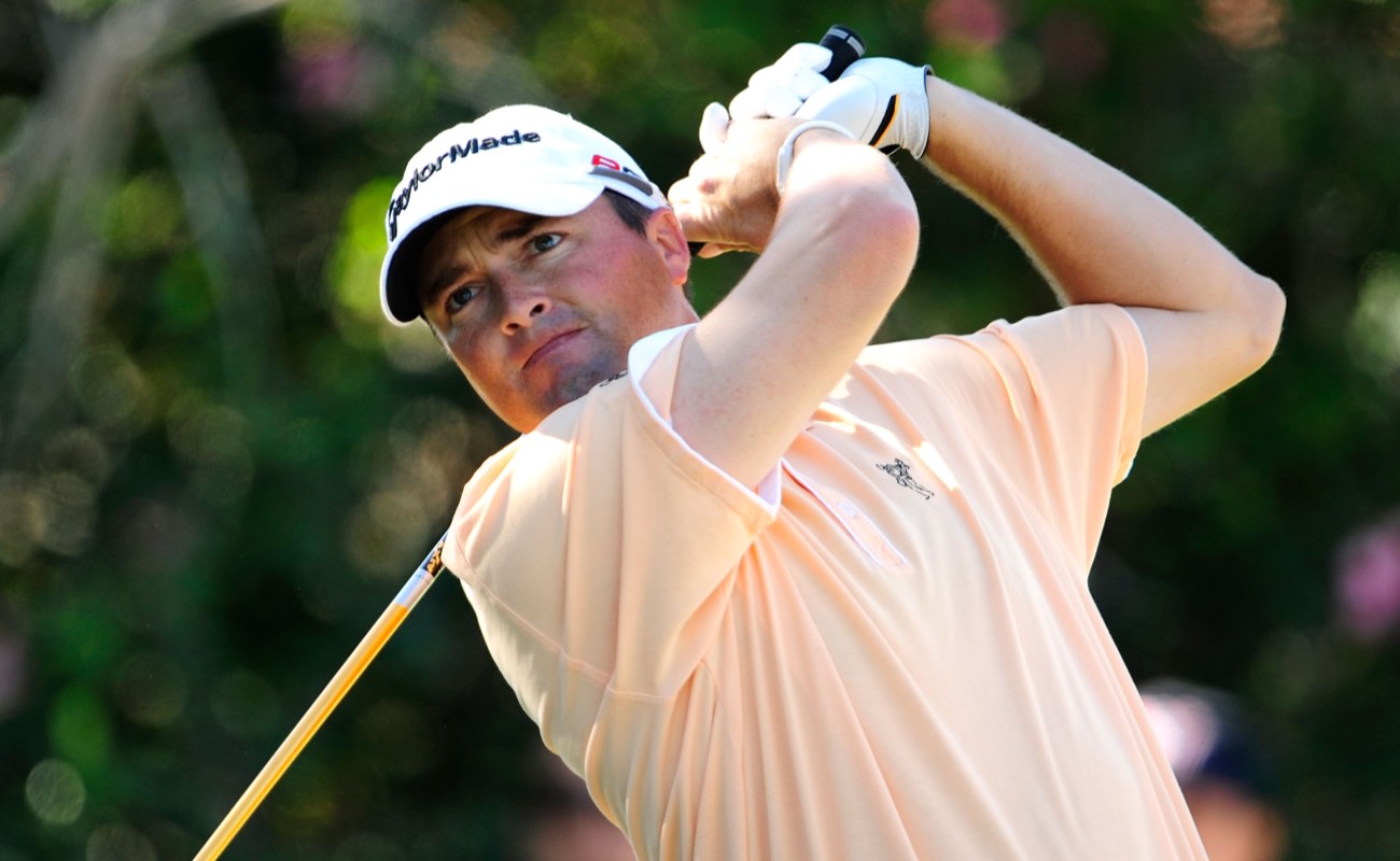 JANUARY 15: Ryan Palmer plays a shot on the 9th hole during the second round of the Sony Open at Waialae Country Club on January 15, 2010 in Honolulu, Hawaii.