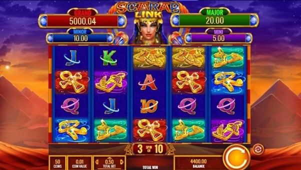 Screenshot of the reels in the Scarab Link online slot by IGT.