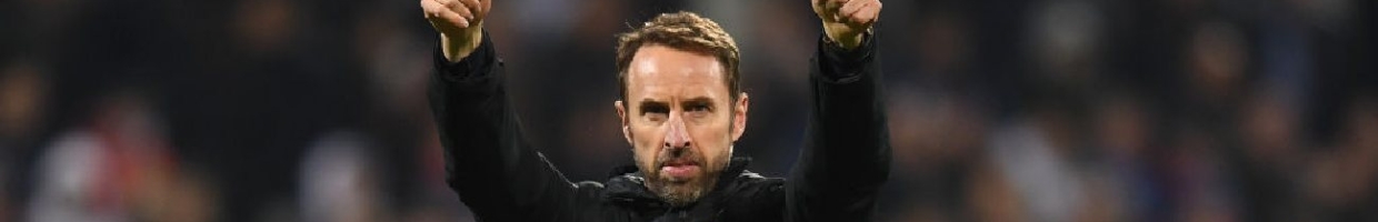 Alt: Gareth Southgate gives a thumbs up - Photo by Michael Regan/Getty Images