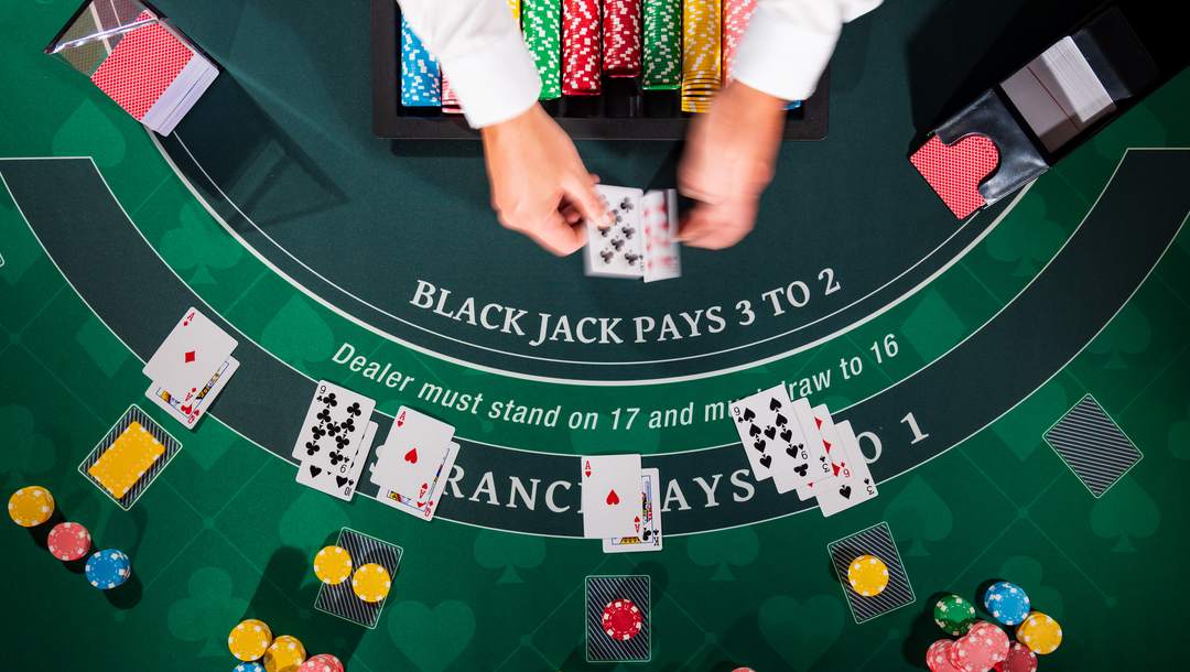 blackjack table simulator